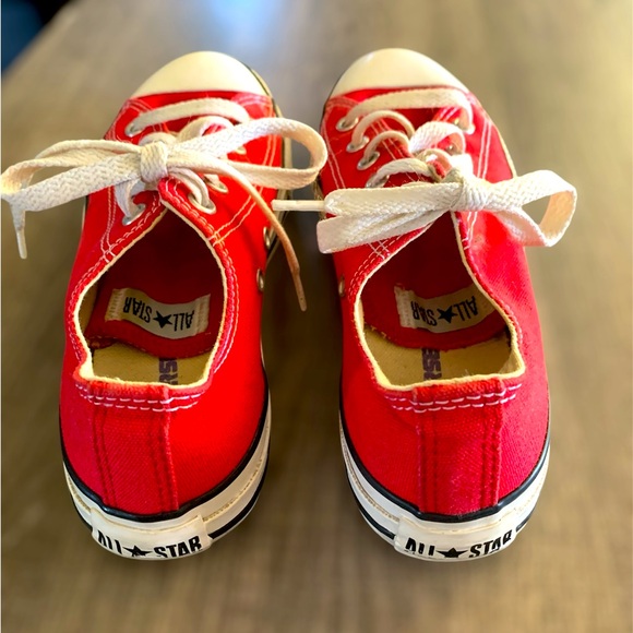 Boys Red Chucks Like New - Picture 3 of 8